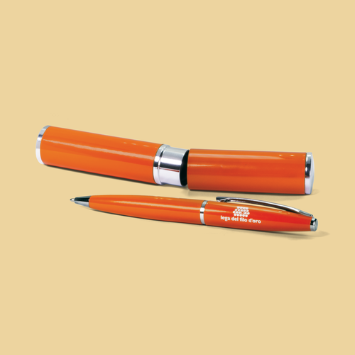 Elegante penna arancio con astuccio e logo della lega del filo d'oro