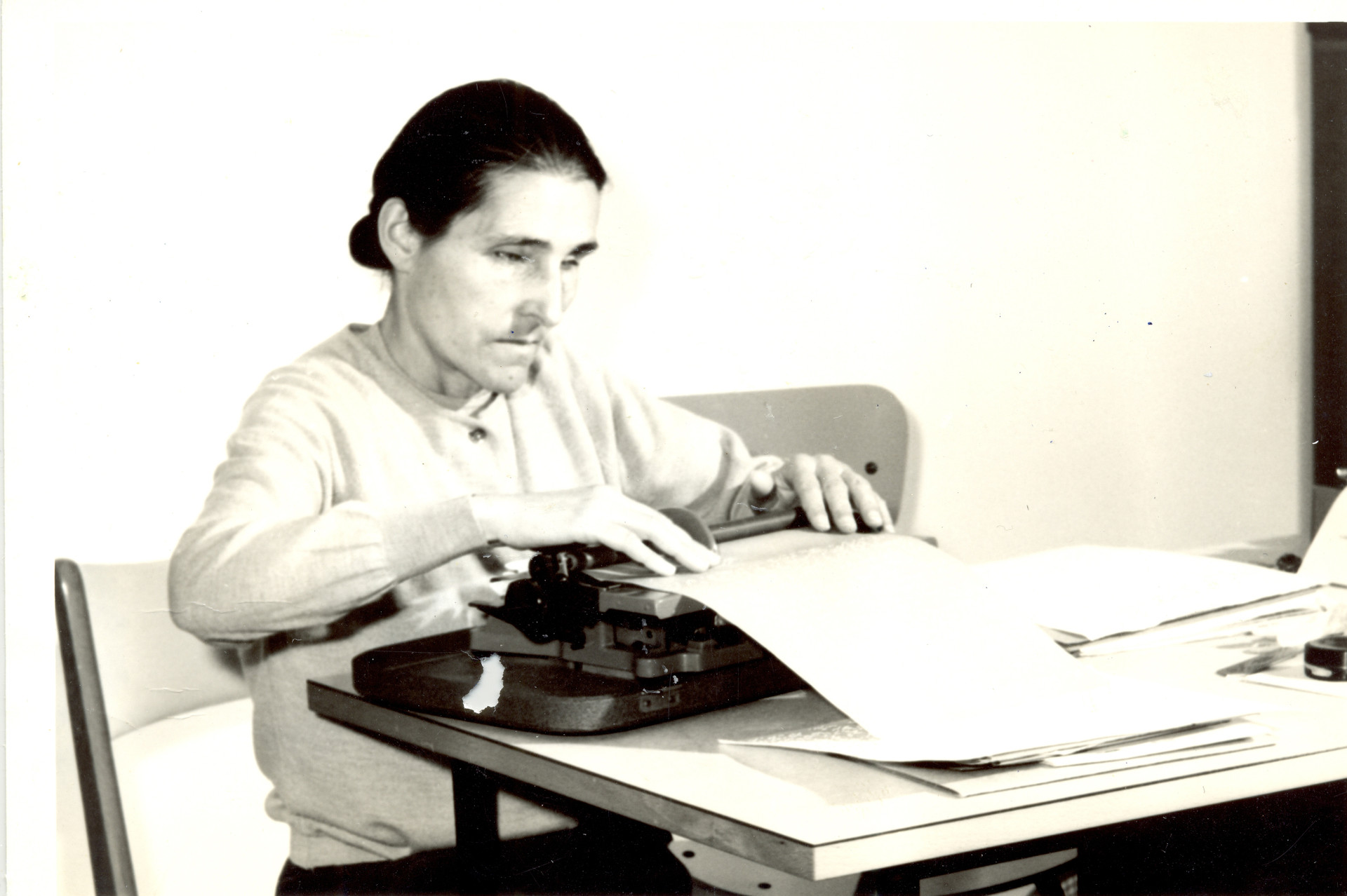 1969+Sabina+alla+macchina+dattilografica+(1)