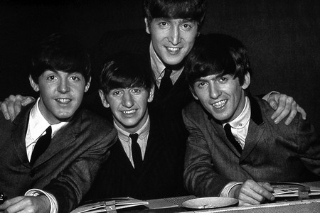 1965+-+I+Beatles+arrivano+a+Milano