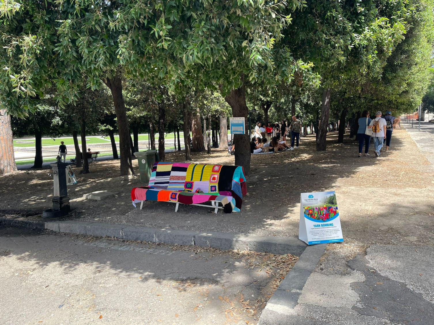 Yarn Bombing 2022 Lega Del Filo d'Oro