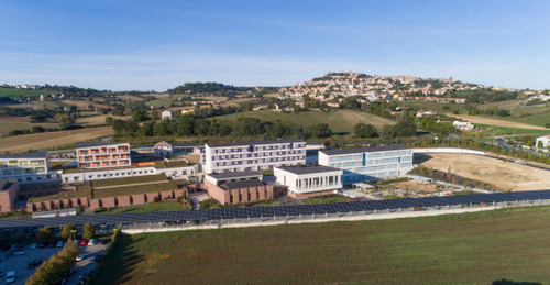 Veduta panoramica dall’alto del Centro Nazionale della Lega del Filo d'Oro di Osimo