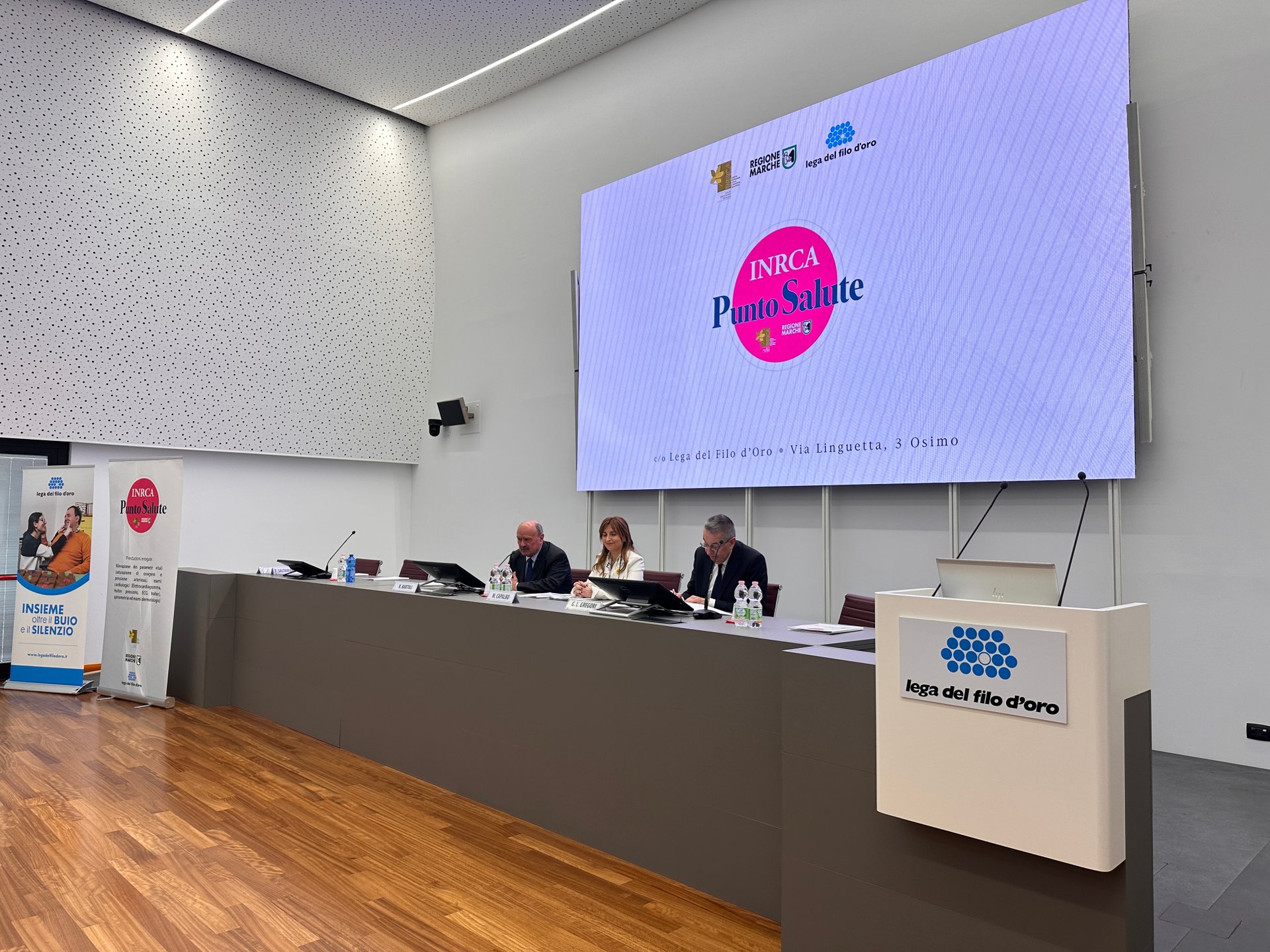 Al Centro Nazionale della Lega del Filo d’Oro apre il Punto Salute INRCA di Osimo: nella Sala Polifunzionale del Centro Nazionale di Osimo viene presentato il nuovo progetto.