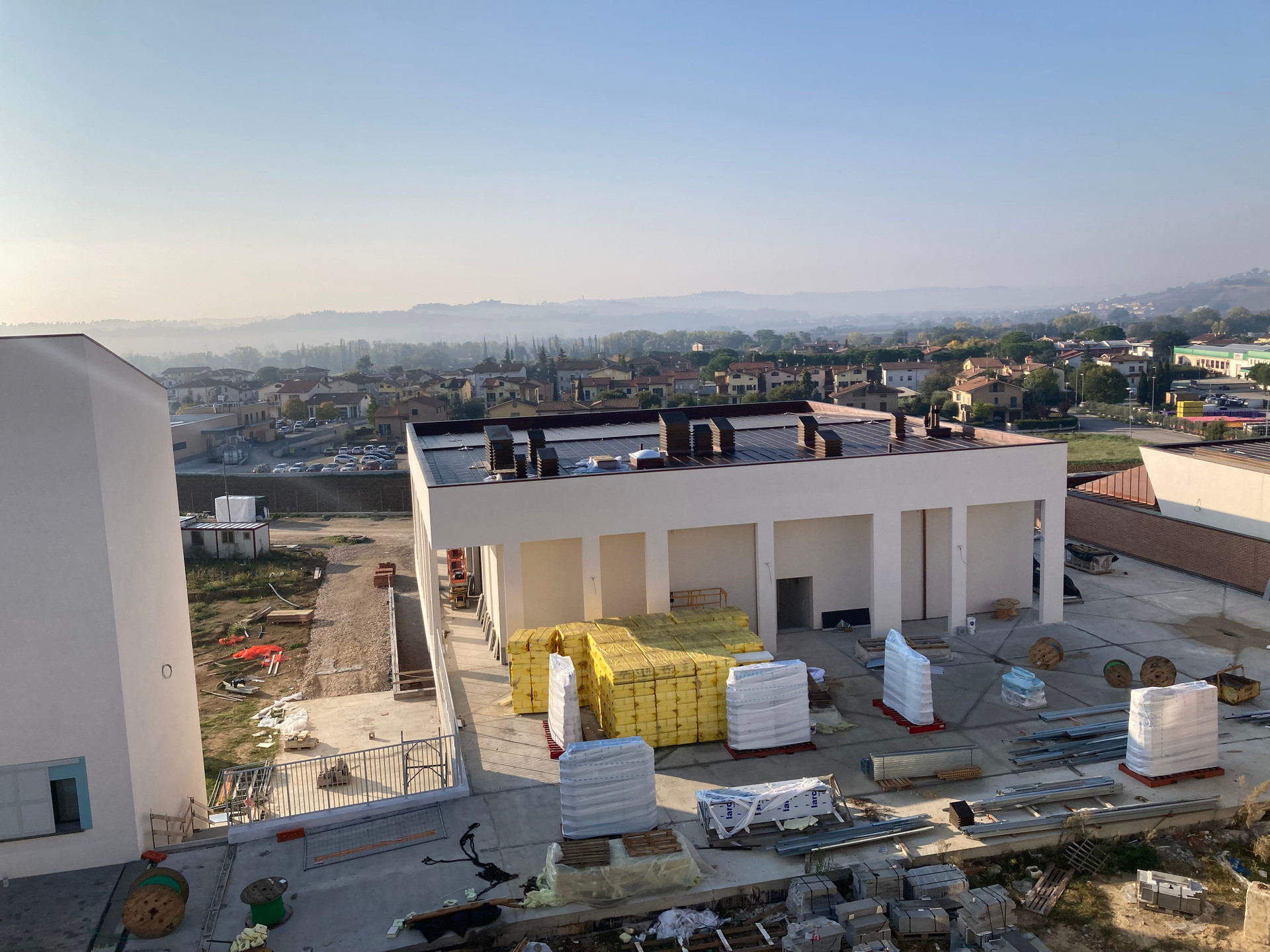 Cantiere del Secondo Lotto del Centro Nazionale di Osimo: veduta aerea dell'edificio che ospita la mensa 