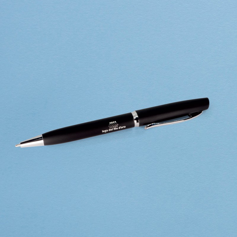 Penna soft-touch nera con logo Lega del Filo d'Oro argentato