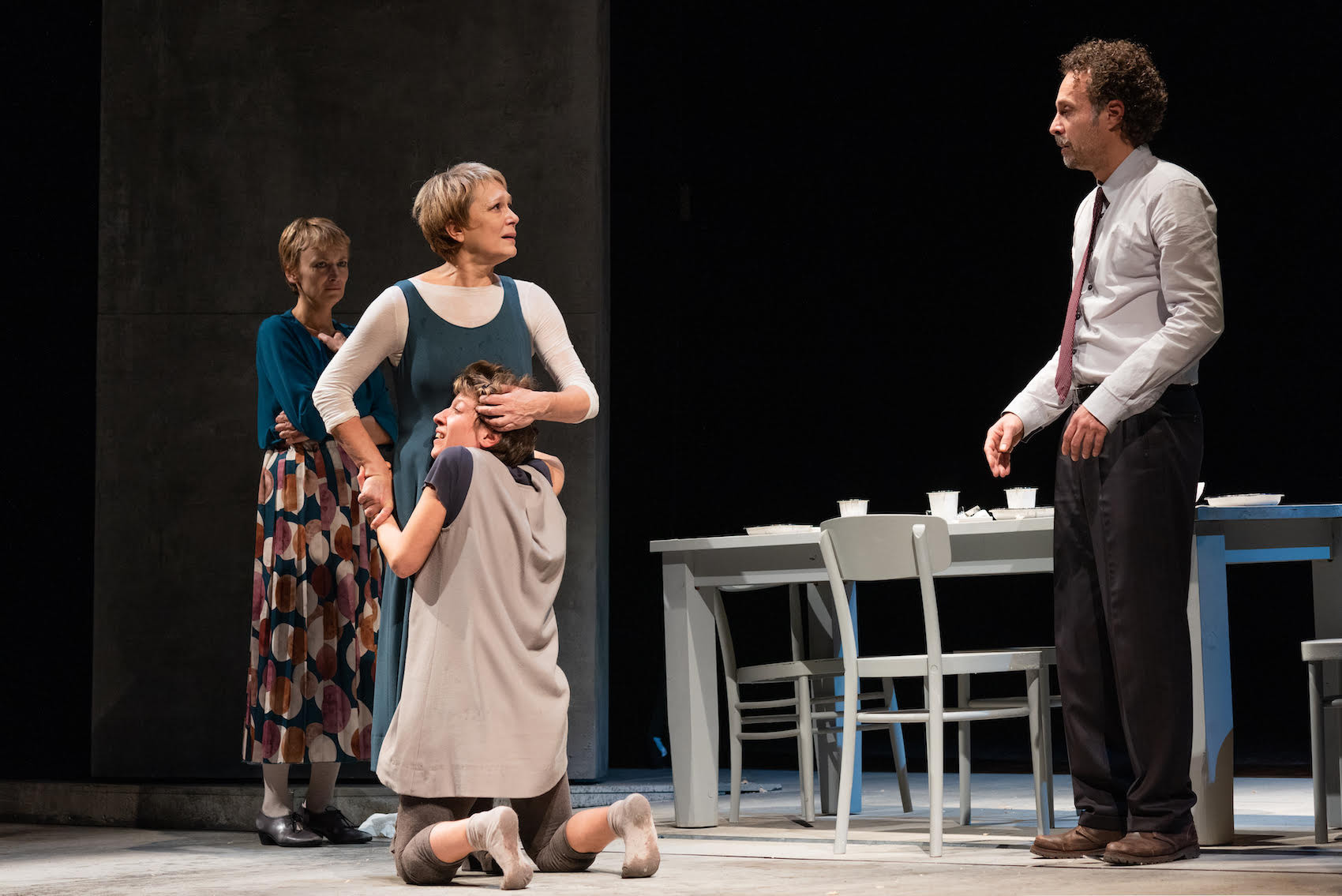 Un momento ripreso durante lo spettacolo “ANNA DEI MIRACOLI” una produzione de La Pirandelliana per la Fondazione Lega del Filo d’Oro