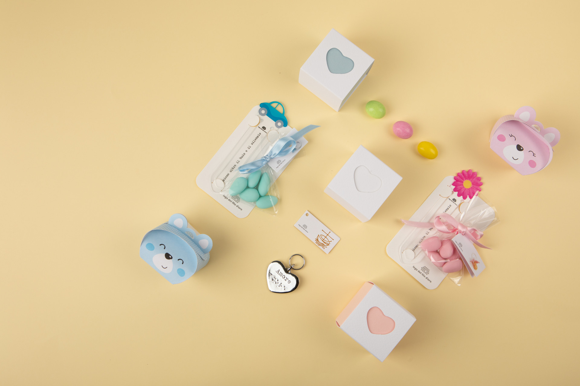 Bomboniere solidali per la nascita. per bambino e bambina. all'insegna della Solidarietà.