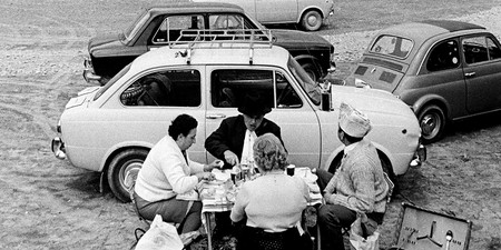 1974+-+Picnic+domenicale+in+una+cava+di+amianto+presso+Torino