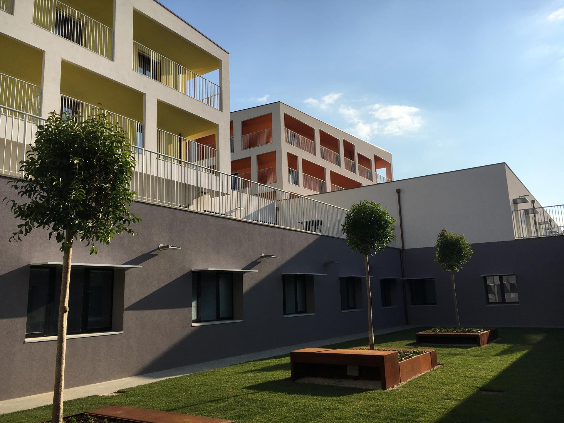 Foto degli edifici 3 e 4 del 1 lotto del Centro Nazionale: ospitano Centro diagnostico e Trattamenti a Termine 