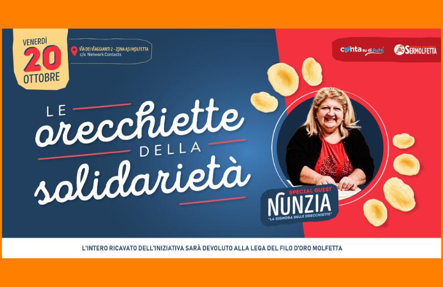 Locandina dell’evento “Le orecchiette della solidarietà” del 20 ottobre a Molfetta, con ospite Nunzia, la signora delle orecchiette. Lo sfondo è colorato e decorato con orecchiette. Il ricavato sarà devoluto alla Lega del Filo d’Oro.
