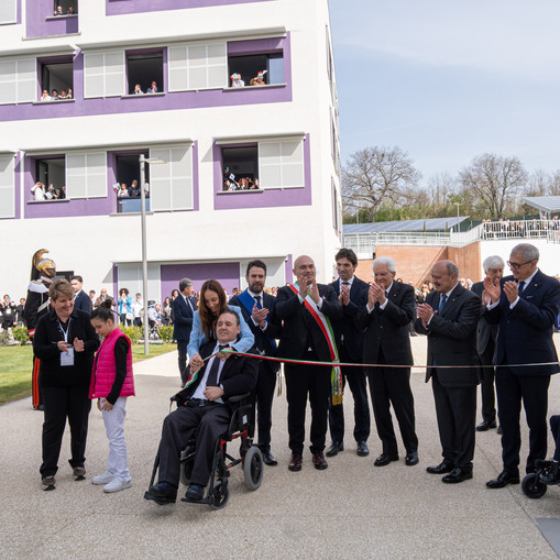 Inaugurazione con taglio del Nastro al Centro Nazionale di Osimo con la presenza del Presidente della Repubblica Sergio Mattarella, Il Presidente della Fondazione Rossano Bartoli e alcuni ospiti dell'Ente