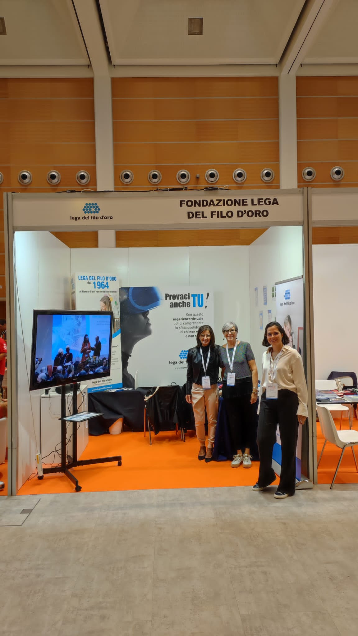 Foto di evento di ExpoAid Rimini voluto dal Ministro per le Disabilità Alessandra Locatelli e realizzato in collaborazione con l’Osservatorio Nazionale sulla condizione delle persone con disabilità. 